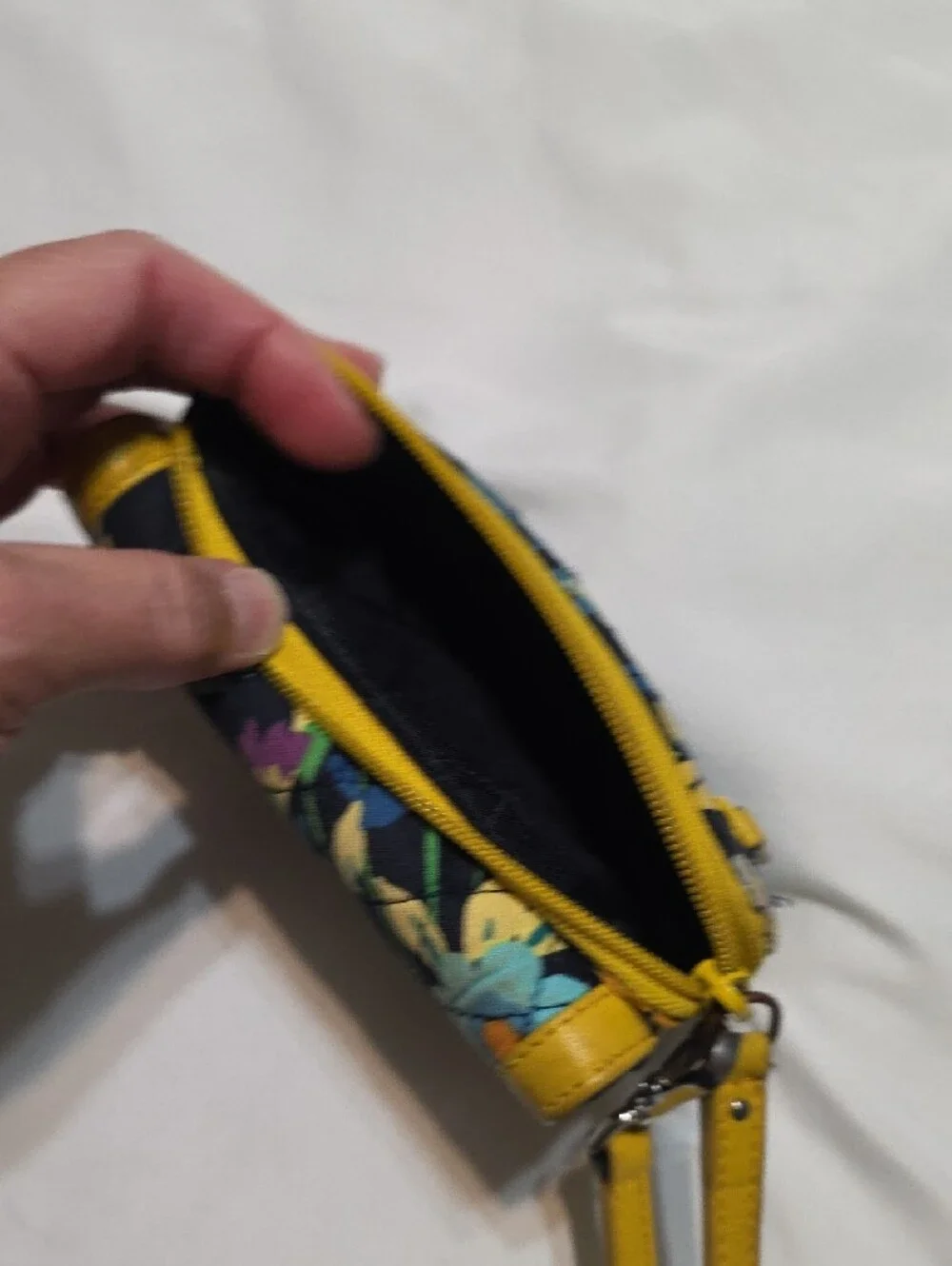 Vera Bradley Yellow Trim Blue Floral Wristlet